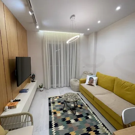 Peppermint Apartment Golem (Tirana)